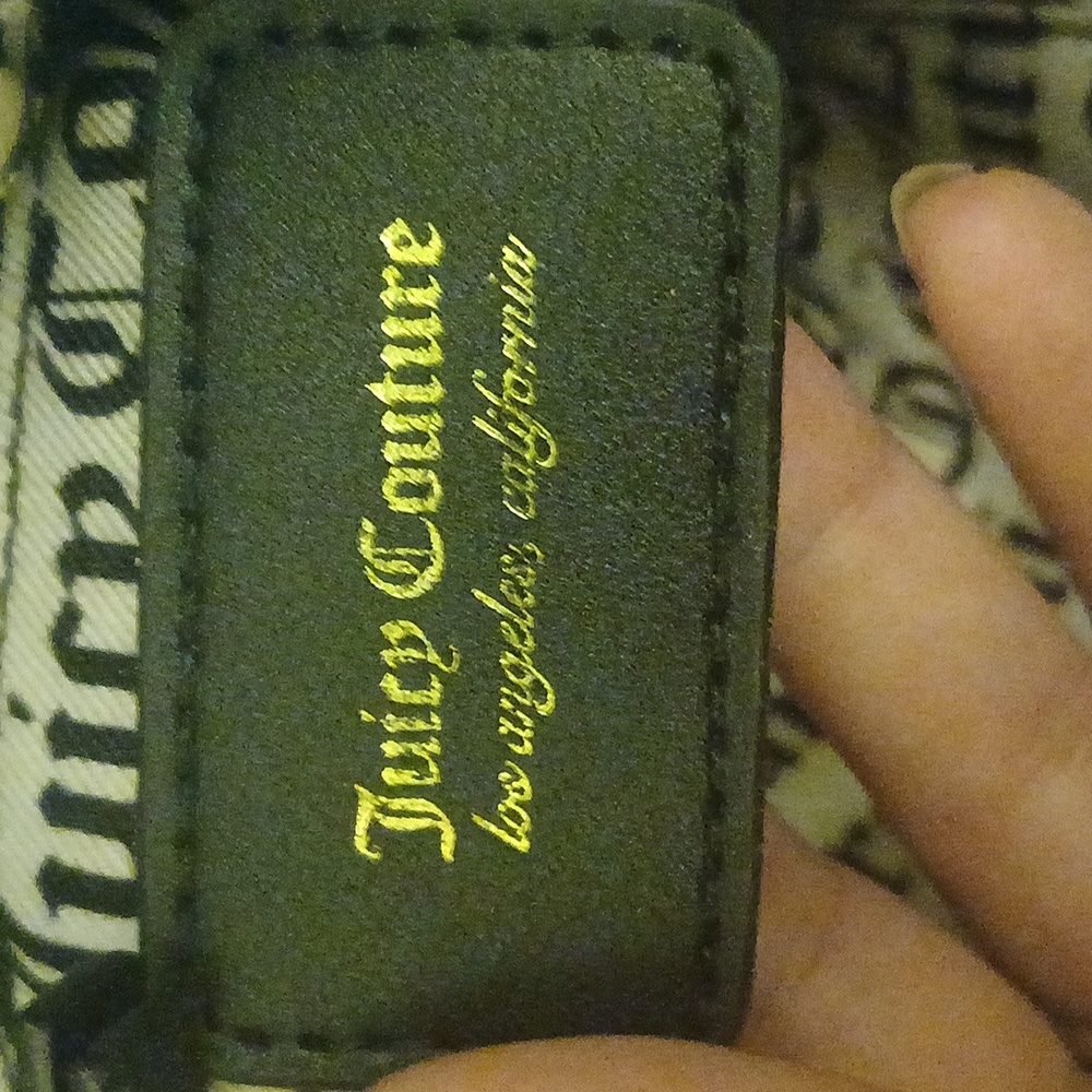 Juicy Couture Black And White Signature Hand Bag - Picture 10 of 15